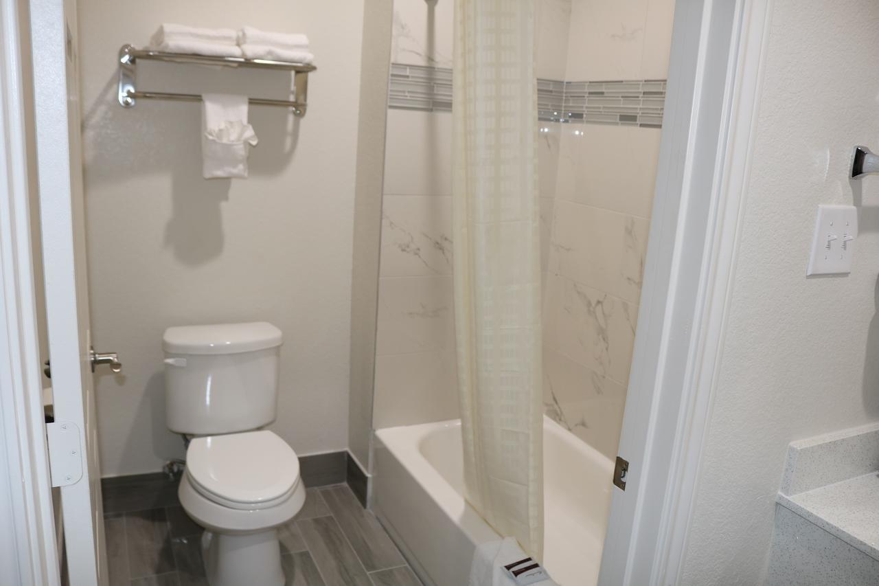 Scottish Inn & Suites - Iah Airport 험블 외부 사진