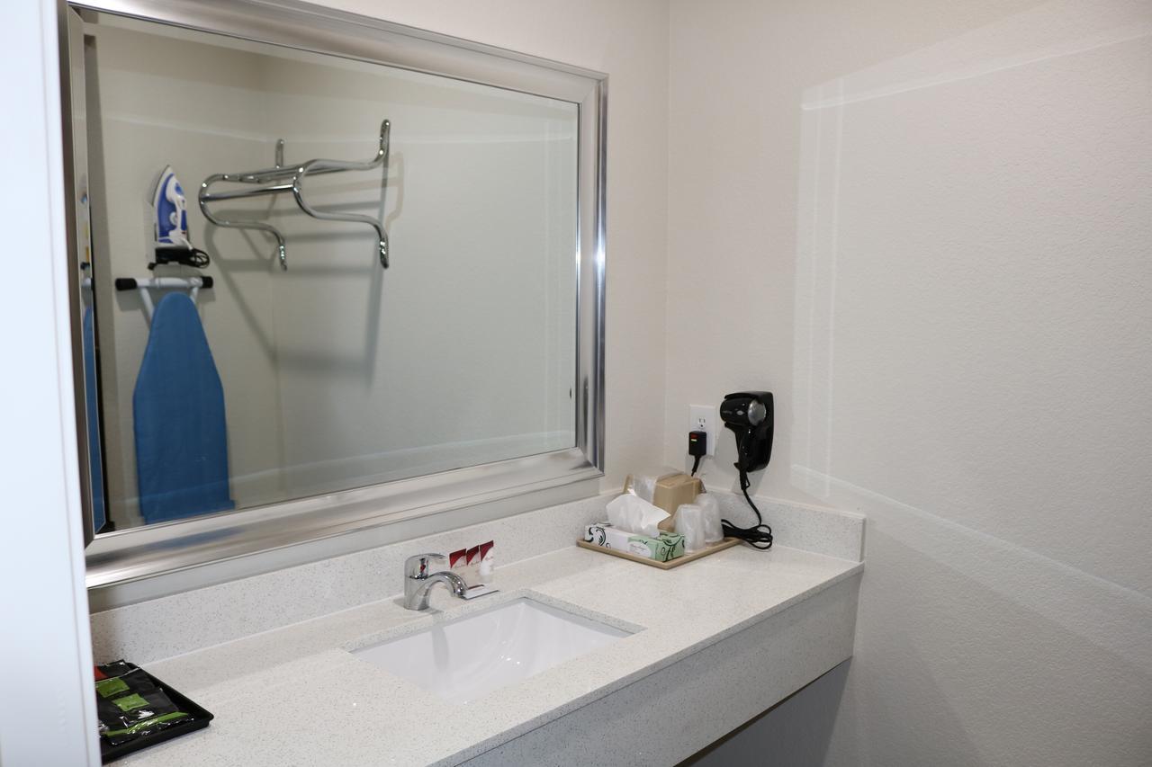 Scottish Inn & Suites - Iah Airport 험블 외부 사진